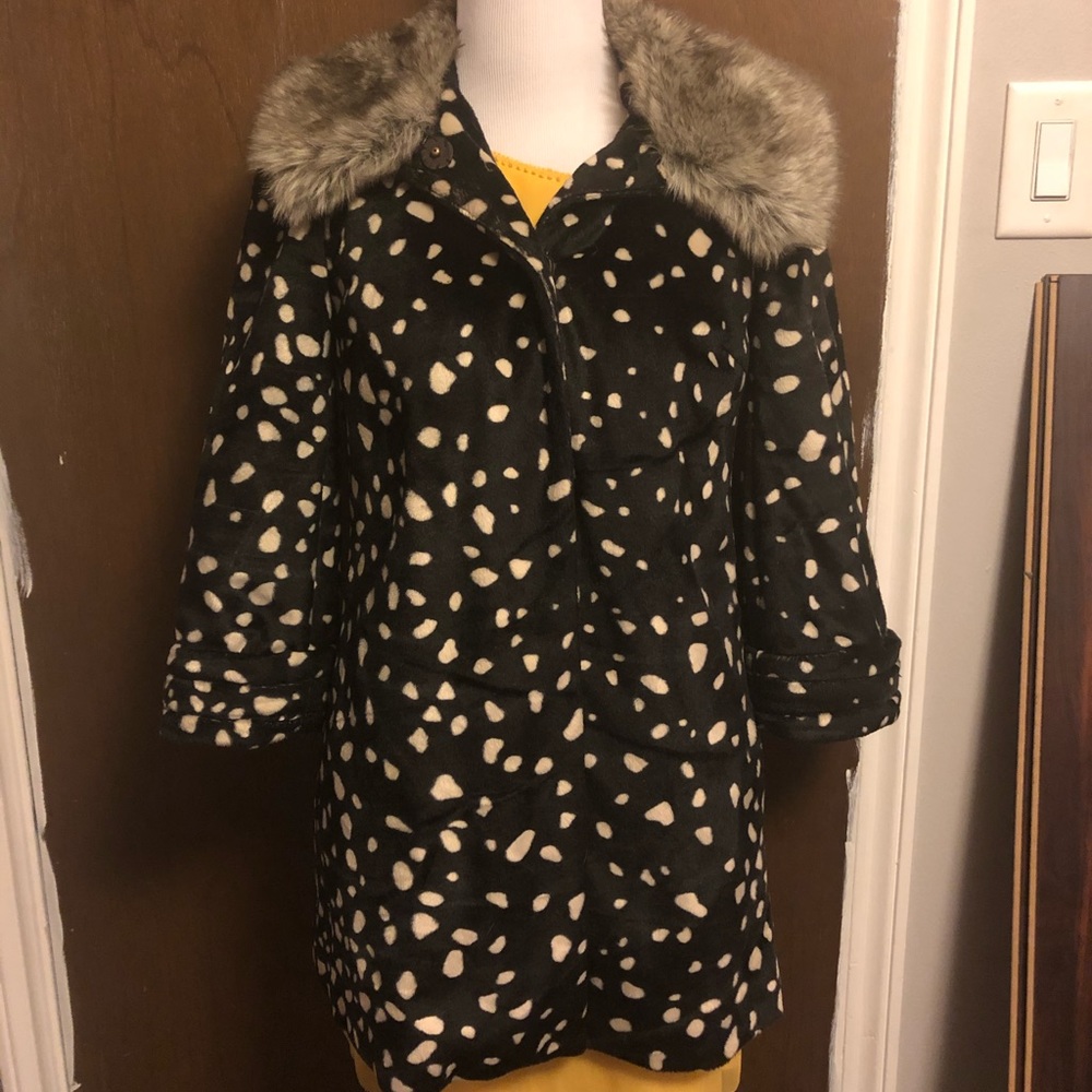 Anthopologie Elevenses black/white fur collar coat